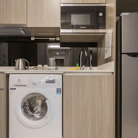 Sukhumvit Asok Modern Suite Банкок Екстериор снимка