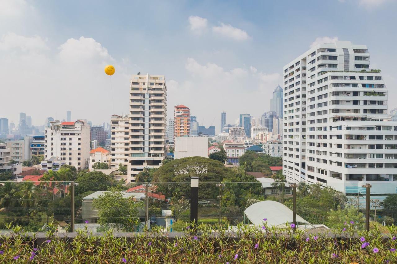 Sukhumvit Asok Modern Suite Банкок Екстериор снимка