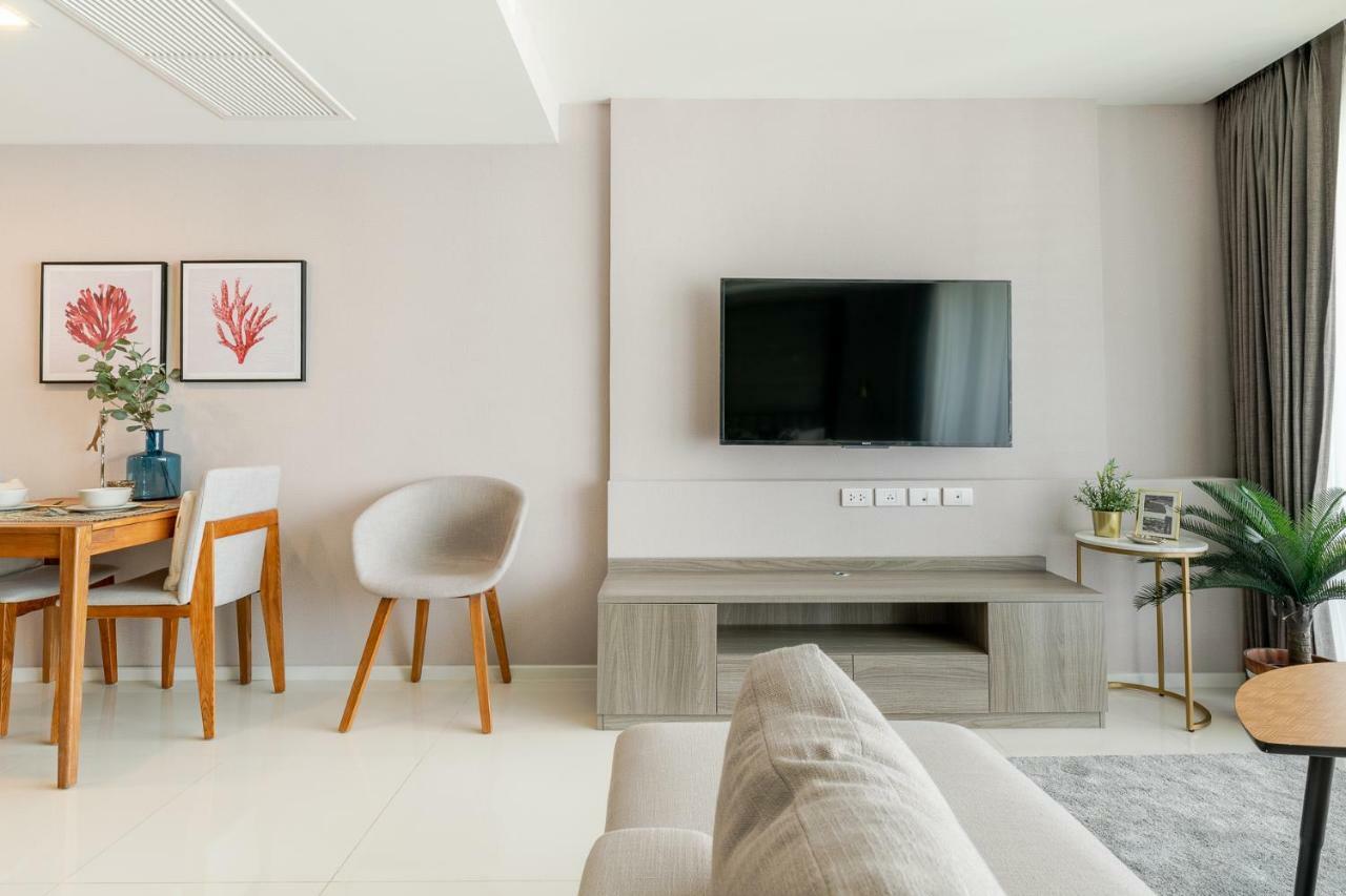 Sukhumvit Asok Modern Suite Банкок Екстериор снимка