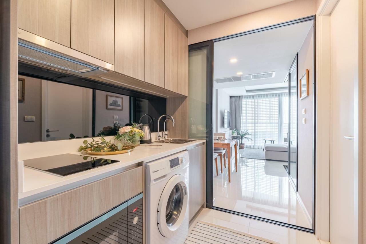 Sukhumvit Asok Modern Suite Банкок Екстериор снимка