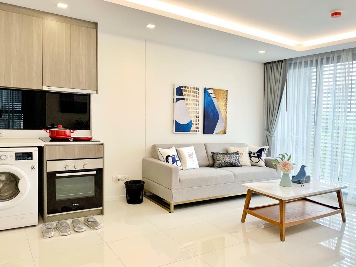 Sukhumvit Asok Modern Suite Банкок Екстериор снимка