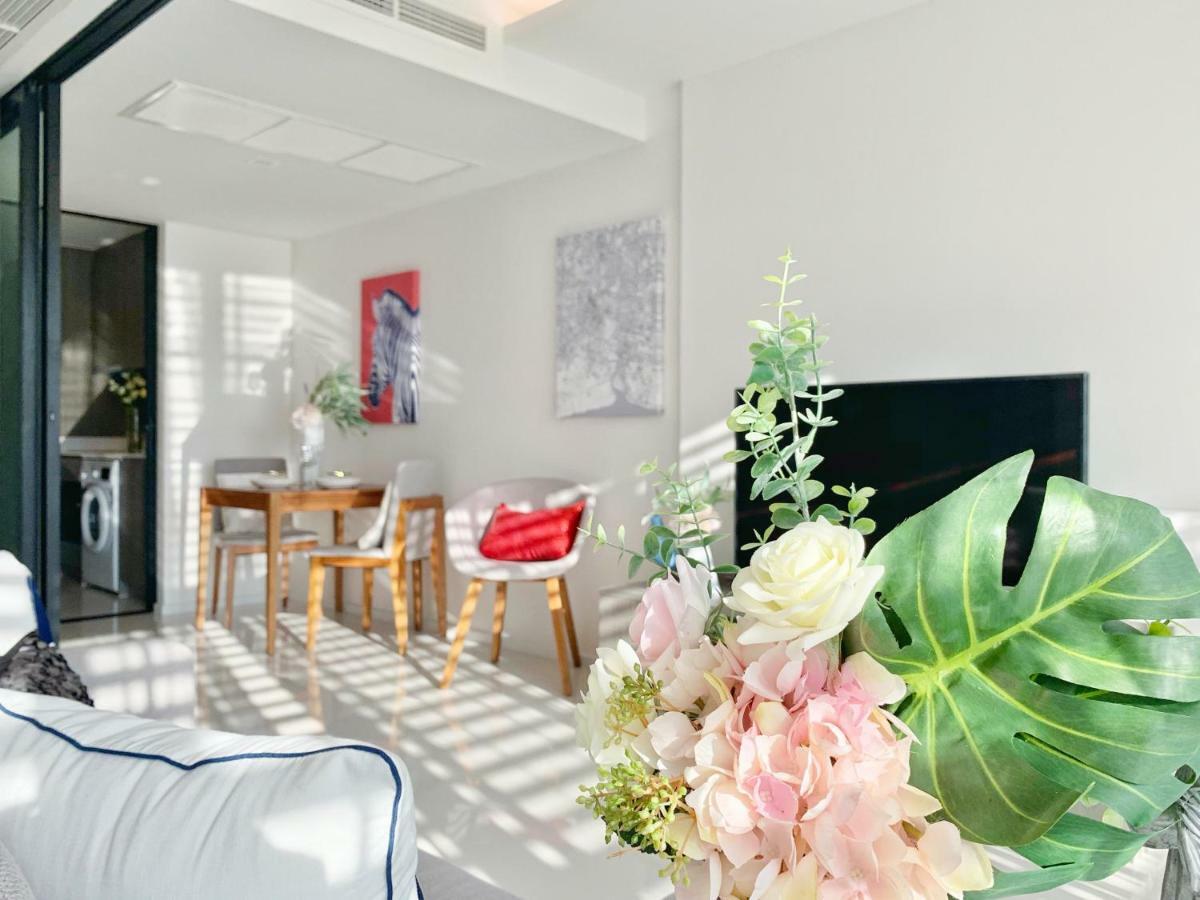 Sukhumvit Asok Modern Suite Банкок Екстериор снимка