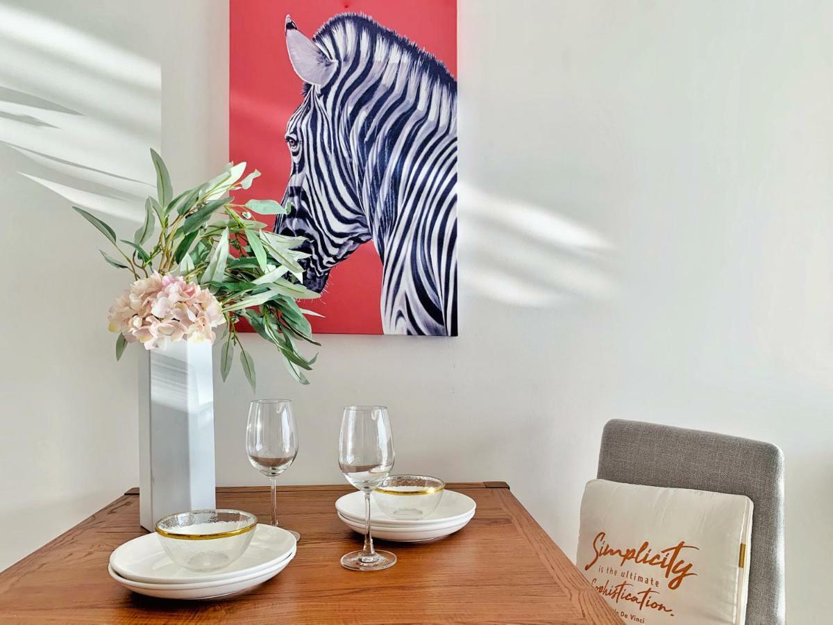 Sukhumvit Asok Modern Suite Банкок Екстериор снимка